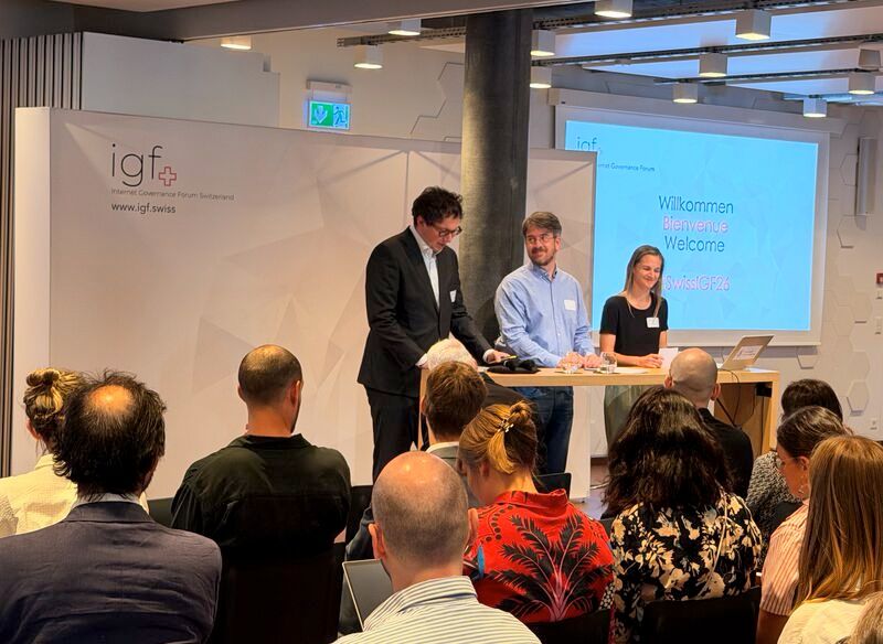 Michael Wegmüller on stage at the Swiss Internet Governance Forum (SwissIGF26)
